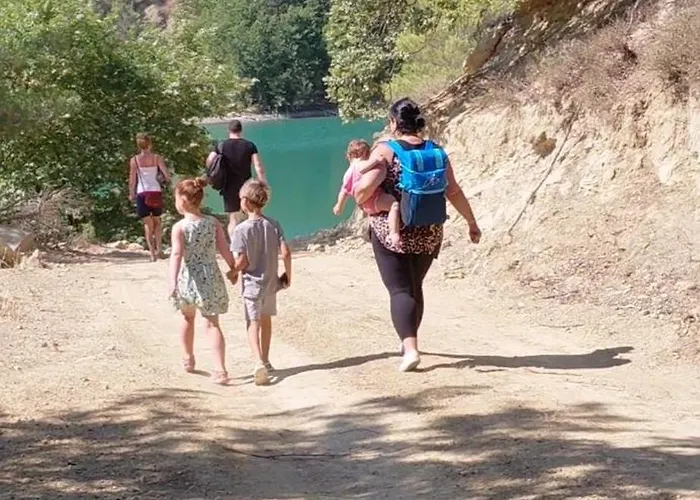 Апартаменты Konaku Zenelaj Selcke E Madhe Memaliaj Polisi i Vogel