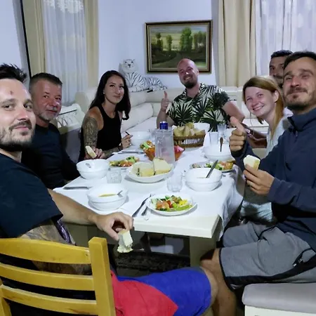 Konaku Zenelaj Selcke E Madhe Memaliaj Διαμέρισμα