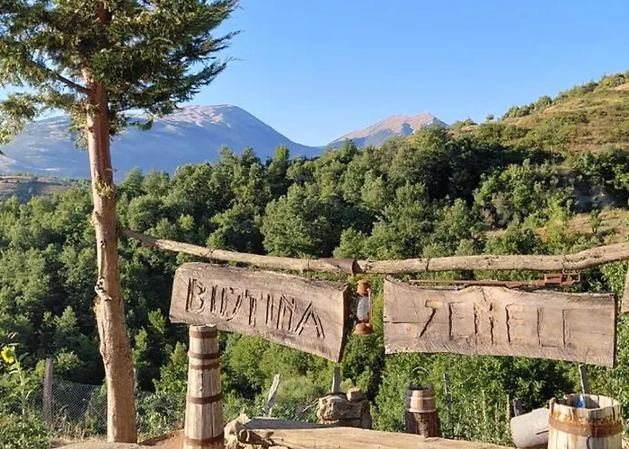 Apartment Konaku Zenelaj Selcke E Madhe Memaliaj Polisi i Vogel